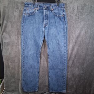 Levis 501xx Mens Original Fit Medium Stone Wash Size 32x32 Inseam 31
